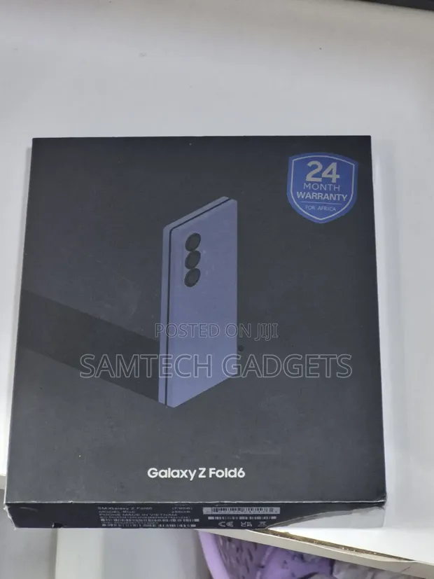 New Samsung Galaxy Z Fold6 512GB Silver - 1