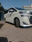 Toyota Vellfire 2.5 Z 2018 White - 1