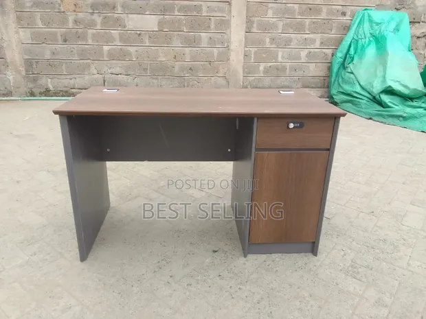 Premium Modern 120cm Office Desk - 1