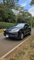 Porsche Cayenne 2011 Black - 3