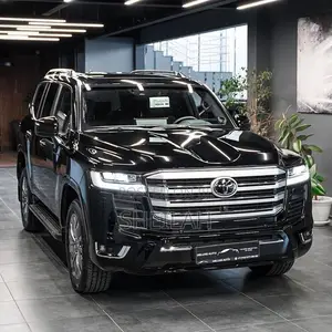 Toyota Land Cruiser V8 Rental