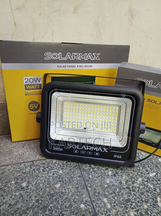 Solarmax 300W Solar Security Floodlight - 1