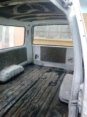 Toyota HiAce 1999 - White
