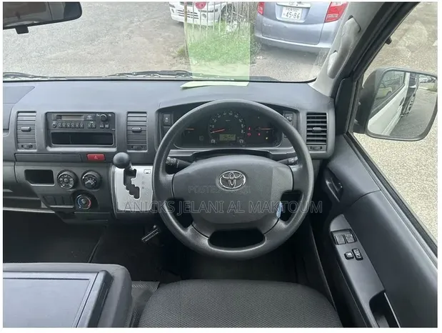 Toyota Toyoace 2018 White - 1