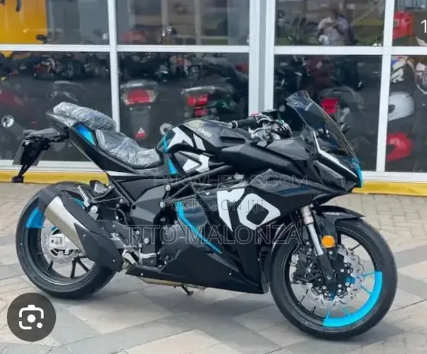 Taro GP1 250R 2019 Nyeusi - 1