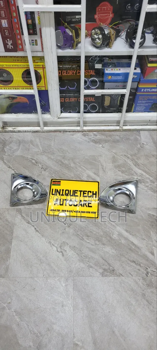 Toyota Fielder/Axio 2012 Chrome Fog Lamp Covers - 1