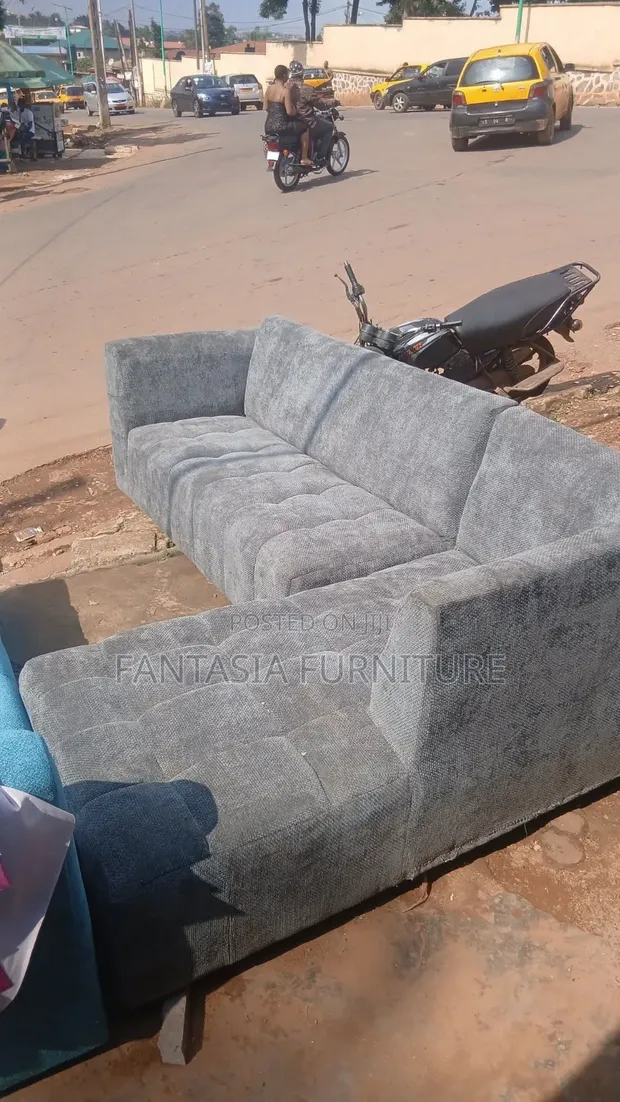 5 Seater Grey Sectional Sofa - 1