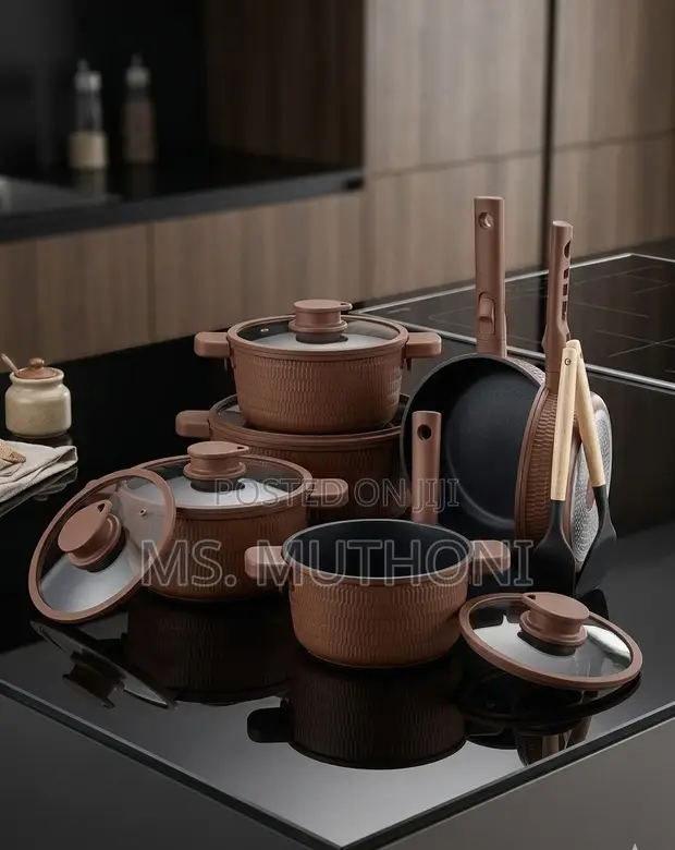 14-Piece Brown Rattan Cookware Set - 1