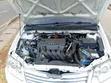 Toyota Corolla Sedan 2005 White - 2