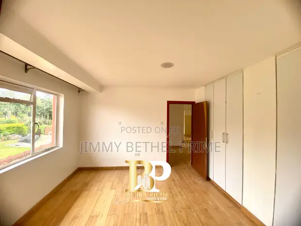 4-Bedroom En-suite Townhouse in Runda for Rent - 1
