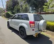 Suzuki Escudo 2006 Silver - 2