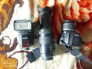 Canon EOS 100D (SL1) DSLR Camera