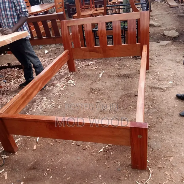 Classic Warm-Tone Handcrafted 5ft x 6ft Solid Wood Bed Frame - 1