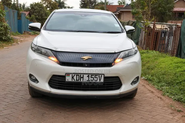 Toyota Harrier 2015 White - 1