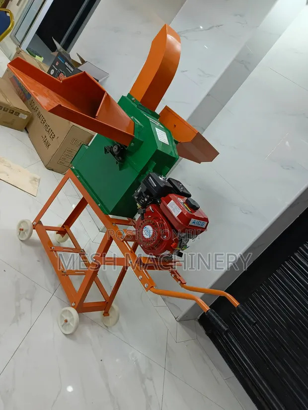 Aico Chaff Cutter/Chopper with 8hp Petrol Engine - 1