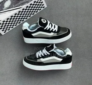 Vans Hylane Sneakers - White Grey Leather