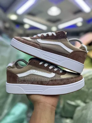 Vans Hylane Sneakers - White Brown Leather