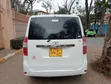 Toyota Noah 2.0 143hp FWD (7 Seater) 2009 Off White - 2