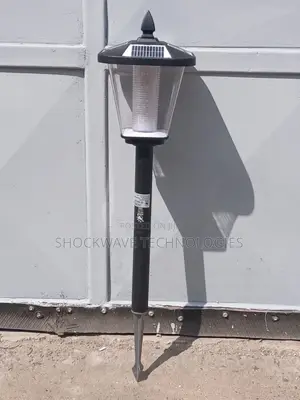 Solar Garden Lights - Brand New