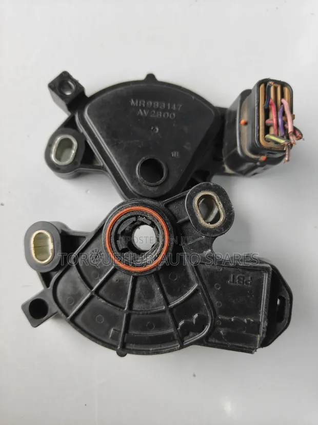 Gear Selector Position Sensor Mitsubishi Colt - 1