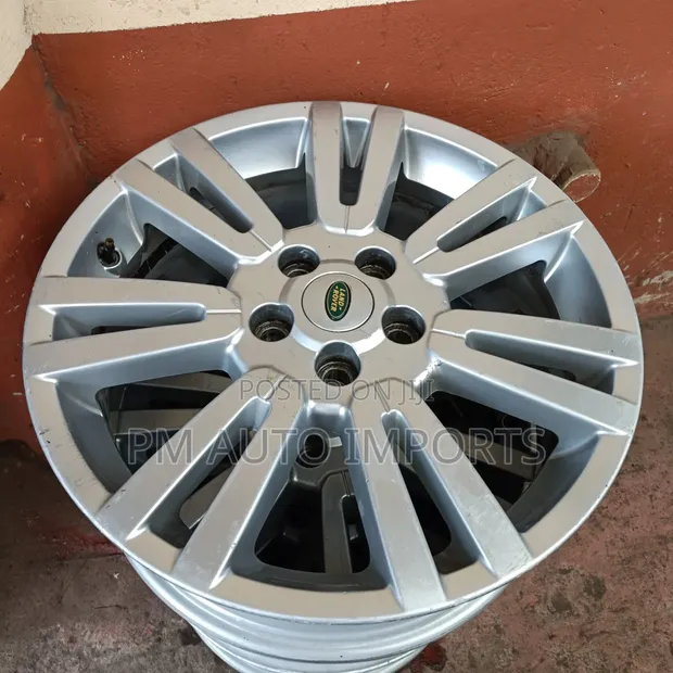 Range Rover Discovery Rims - 19 Inch - 1