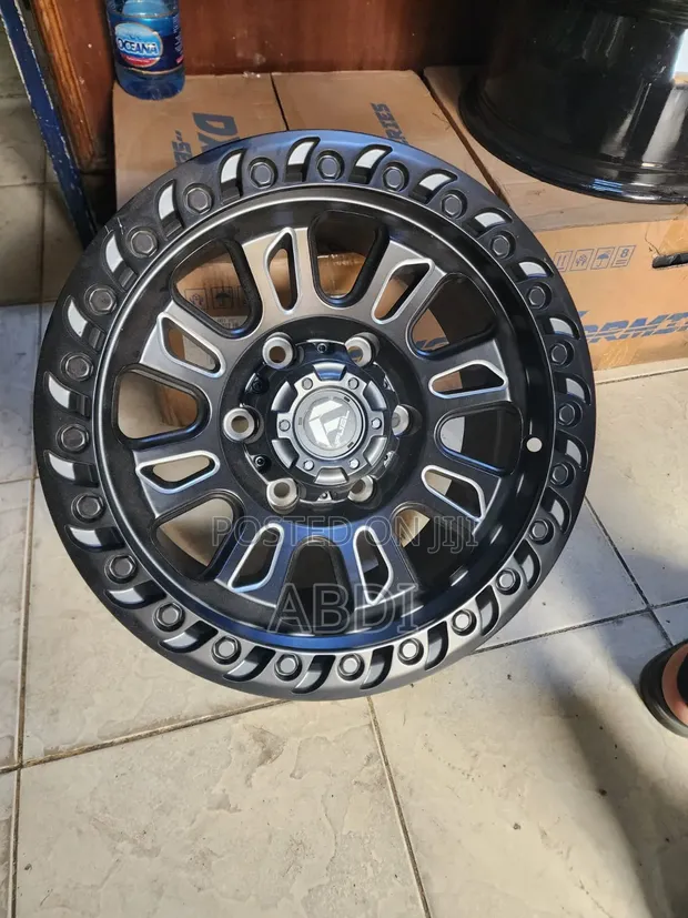 15-Inch Rims (6 Holes, 8J) - 1