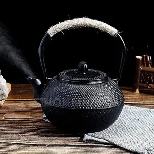 Japanese Style Cast Iron Teapot with Infuser 900ml