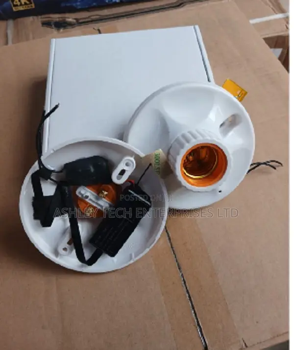 360° Bulb Camera - Pan Tilt WiFi CCTV - 1
