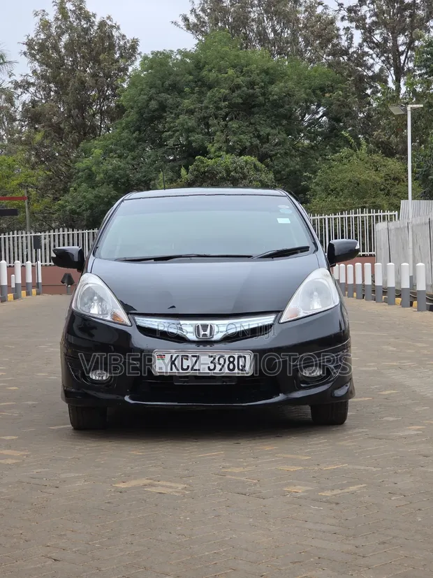 Honda Fit Shuttle 2013 Black - 1