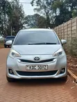 Toyota Ractis 2015 Silver - 5