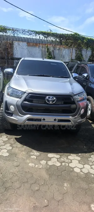Toyota Hilux Revo Smart Cab Diesel 2.4 AWD 2020