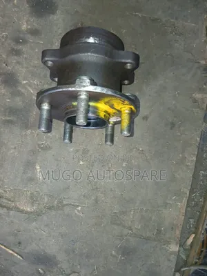 Subaru Rear Hub (Used)