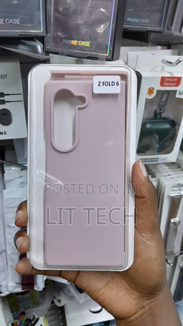 Protective Cover for Samsung Z Fold 6 - Anti-Scratch - 1