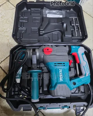 Total 1500W Rotary Hammer 32mm