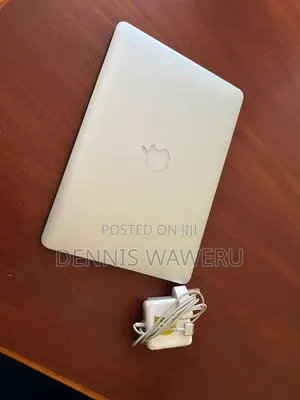Apple MacBook Pro 2017 8GB Intel Core i5 128GB