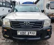 Toyota Hilux 2.5 D-4D SRX 2011 Pickup - 2