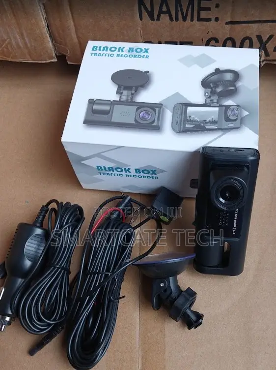 3-in-1 Car Dash Cam | Front, Back, Cabin Recording - 1