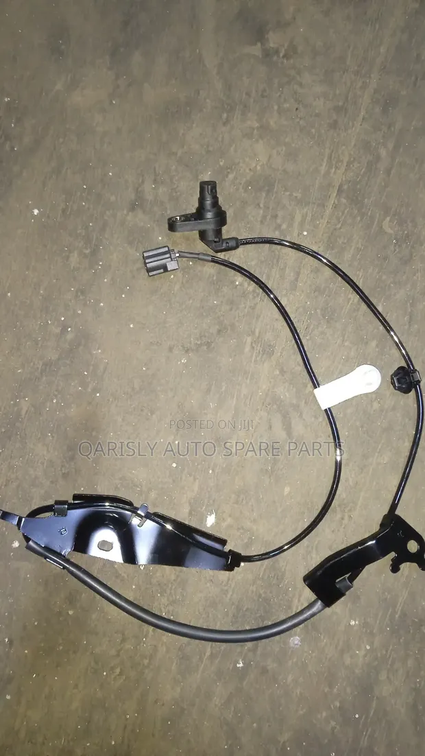 Toyota Noah/Wish/Isis ABS Wheel Speed Sensor - 1