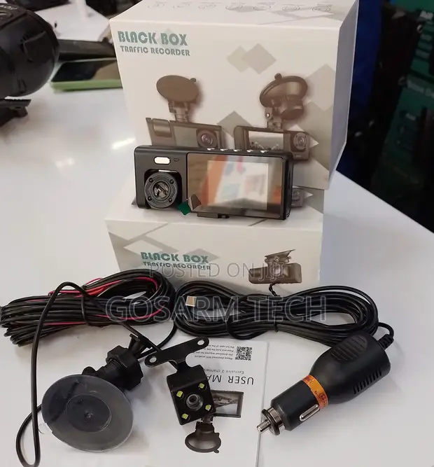 3-in-1 Dashcam: Front, Inside, Rear Recording - 1
