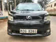 Toyota Voxy 2010 - 5