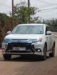 Mitsubishi Outlander 2.0 PHEV AWD 2018 White - 4
