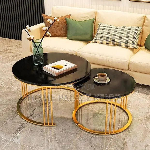 Luxury Round Coffee Table - Black Glossy Finish - 1