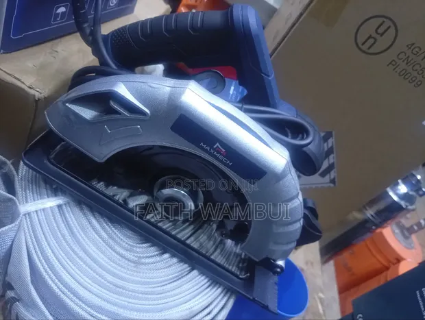 Maxmech Circular Saw with 60-Tooth Blade - 1
