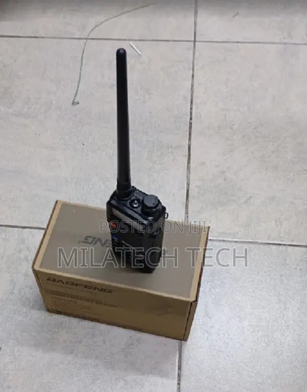 Baofeng UV-5R Handheld Wireless Radio - 1