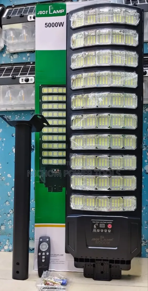 5000W Solar Streetlight with Motion Sensor - 1