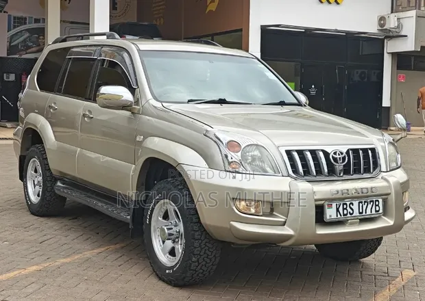 Toyota Land Cruiser Prado 2005 Gold - 1