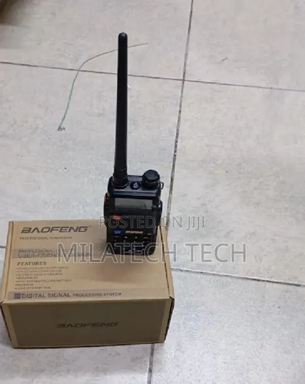 Baofeng UV-5R Dual Band Walkie Talkie Radio - 1