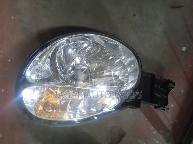 Subaru Impreza N8 Non-Xenon Clear Headlight - 1