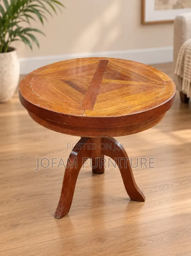 Round Mahogany Pedestal Side Table - Inlaid Wood - 1