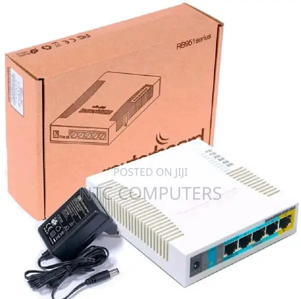 MikroTik RB951Ui-2HnD Wireless Router - 1